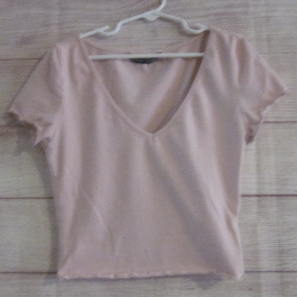Sheln  Women's Size XSamll Short Sleeve V Neck Pink Cropped Ruffled Cotton Blend